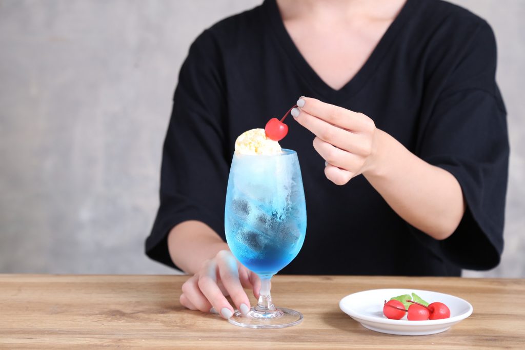 暑い夏にピッタリ!今インスタで話題の「#クリームソーダ」の作り方♪の画像